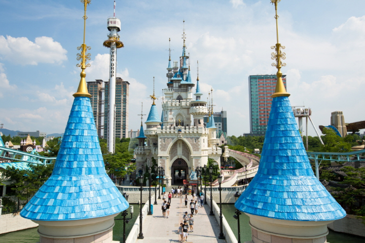 Seoul Lotte World & Aquarium Ticket