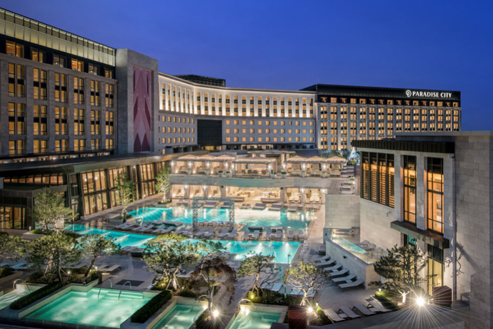 [2026.04.26] SBS INKIGAYO ON THE GO in PARADISE CITY + Hyatt Regency Hotel 1N PKG