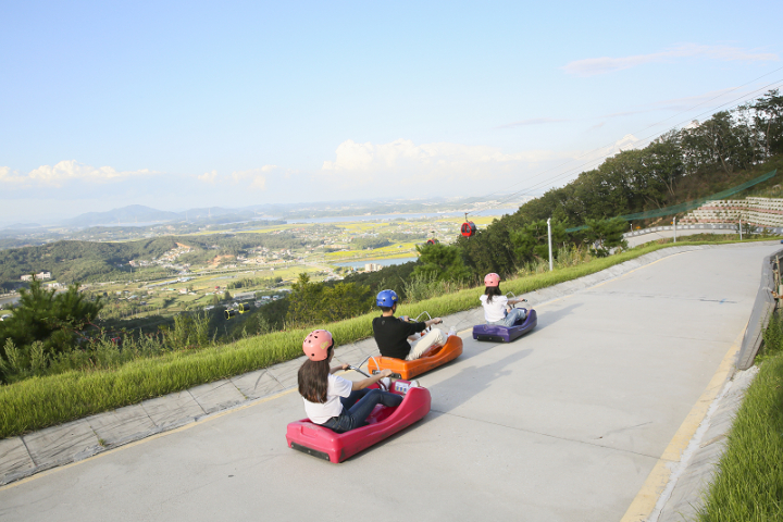 [Depart from Seoul] Luge Ride Sochang Handkerchief Stamping Experience : Ganghwado Day Tour