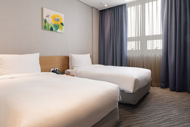 2027 Seoul International Marathon + Dongdaemun Hotel Accommodation