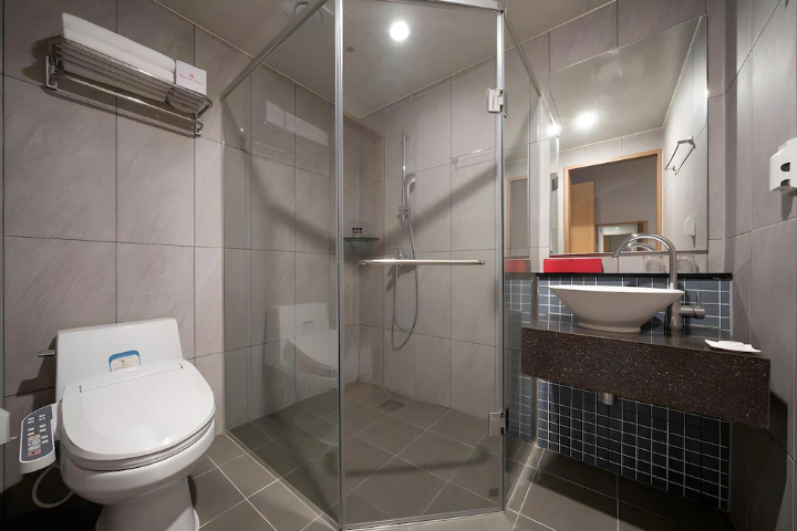 2027 Seoul International Marathon + Dongdaemun Hotel Accommodation
